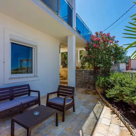 Apartment Studio In Crikvenica Xxiv *